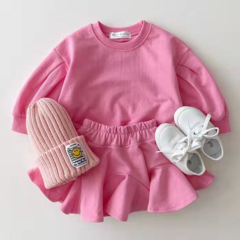 Ensemble sweat-shirt et jupe coloré